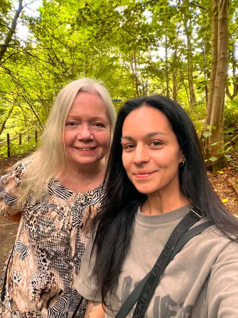 2 bed flat wanted for my daughter