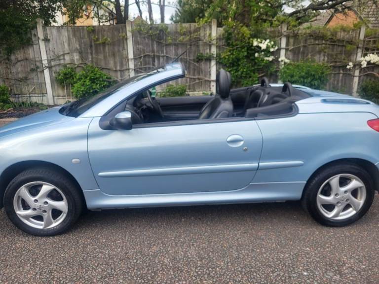 WOW! PEUGEOT 206CC. 1.6 ALLURE. 65K LOVELY CAR!
