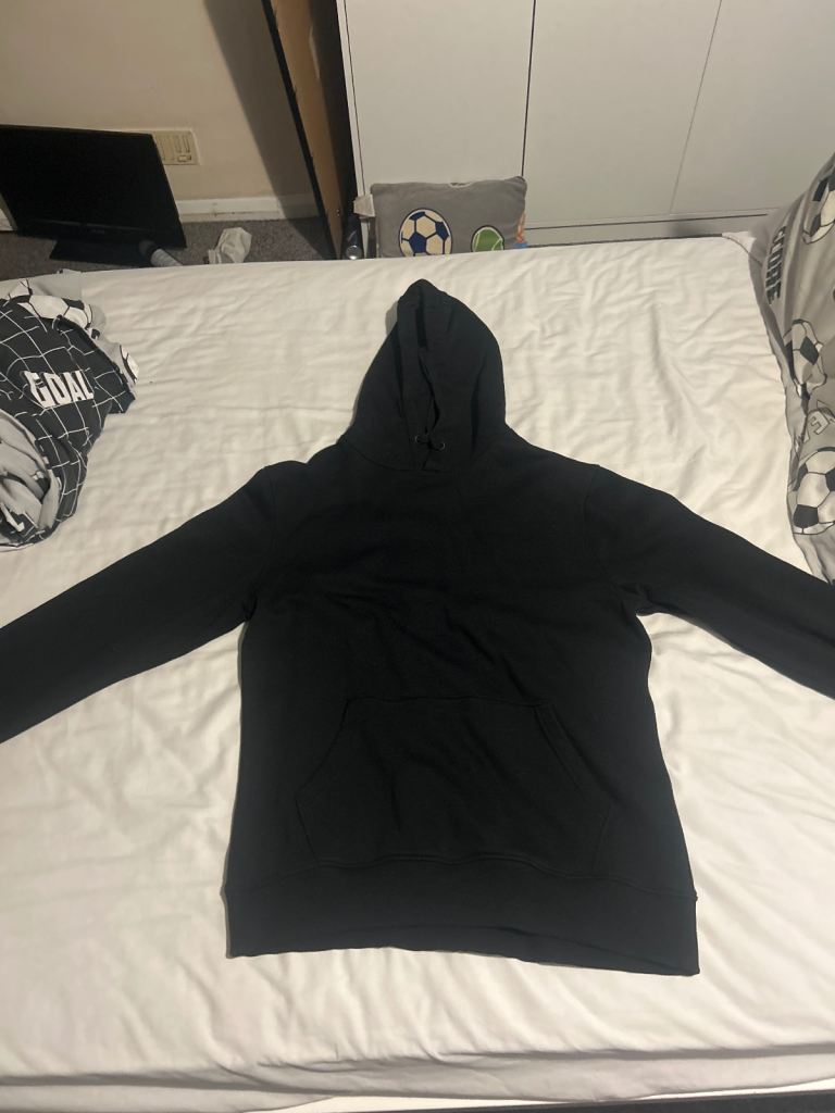 Black Hooded Sweatshirt – Good Condition