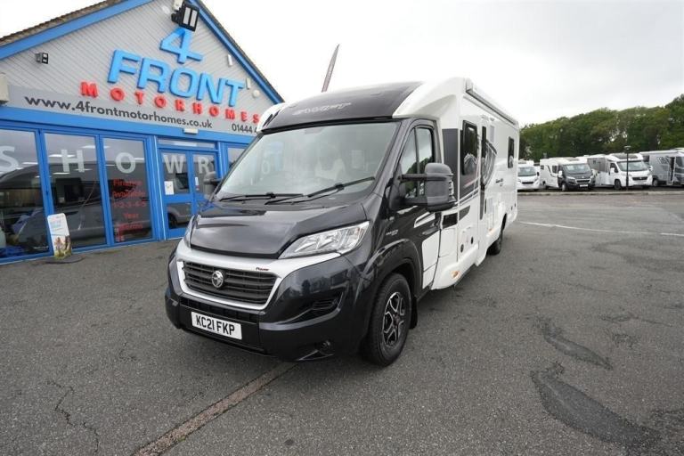 Swift Kon-Tiki Sport 599 FIAT 4 BERTH 2 TRAVEL SEAT MOTORHOME