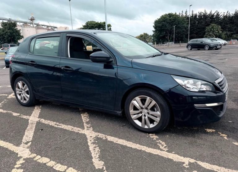 Peugeot, 308, Hatchback, 2015, Manual, 1560 (cc), 5 doors