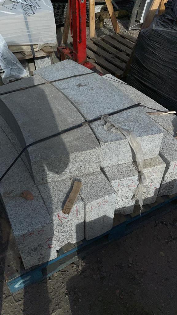 Granite kerb stones-different sizes
