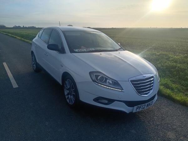 2012 Chrysler Delta 1.4 M-Air SR 5dr SHOWROOM CONDITION CAN SECURE 24/7 DELIVERY AVAILABLE HATCHB...
