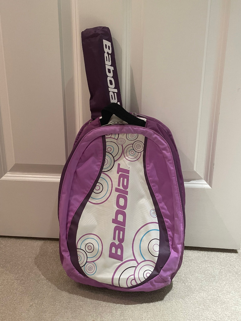 Babolat purple tennis backpack , kids , very good condition 