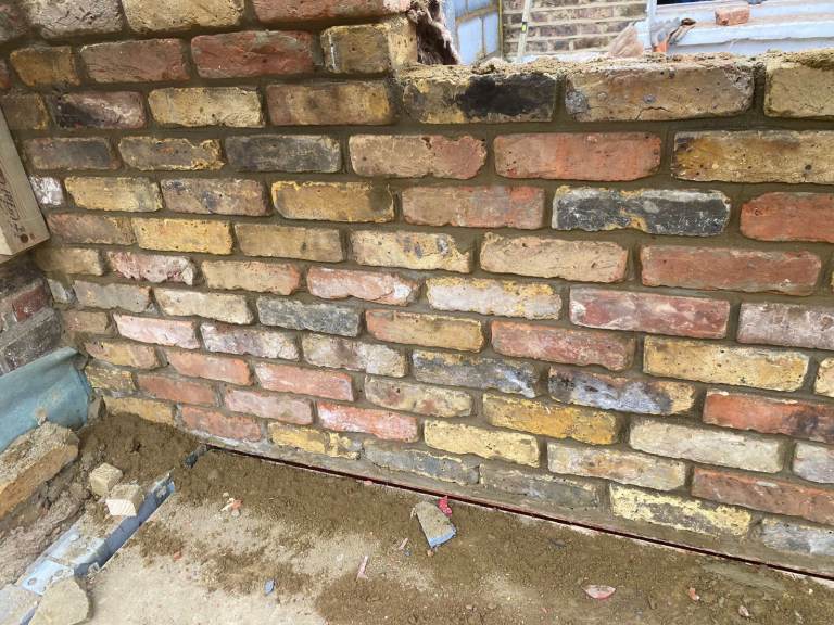 Reclaimed multi stock bricks 