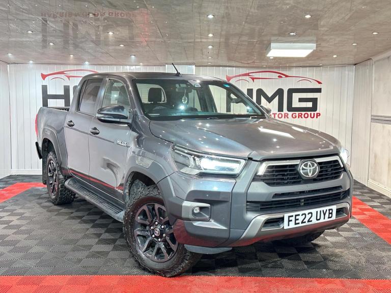  Toyota Hilux 2.8 D-4D Invincible X 4WD Euro 6 (s/s) 4dr Diesel Manual