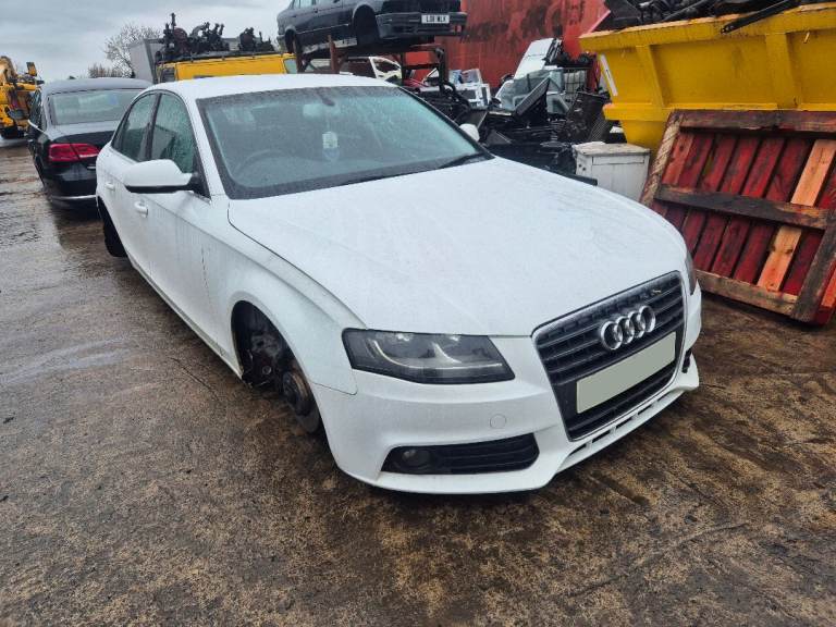 image for 2011 Audi A4 2.0Tdi BREAKING PARTS SPARES ONLY 