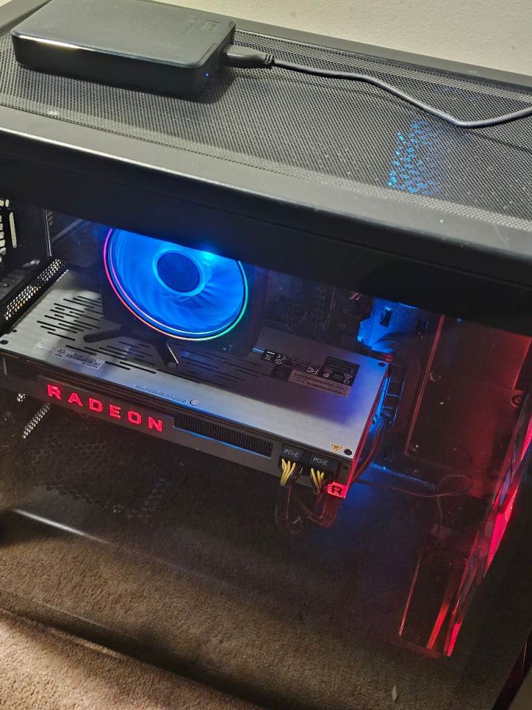 Gaming PC - Ryzen 7 2700X | 32GB RAM | Radeon VII 16GB