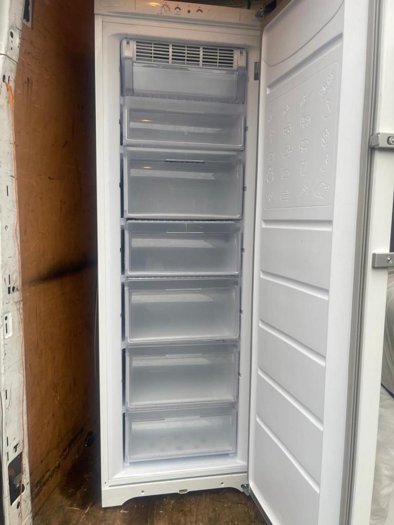 Hotpoint Freestanding Freezer – Good Condition