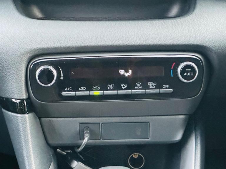 2022 Toyota Yaris 1.5 Hybrid Design 5dr CVT HATCHBACK PETROL/ELECTRIC Automatic