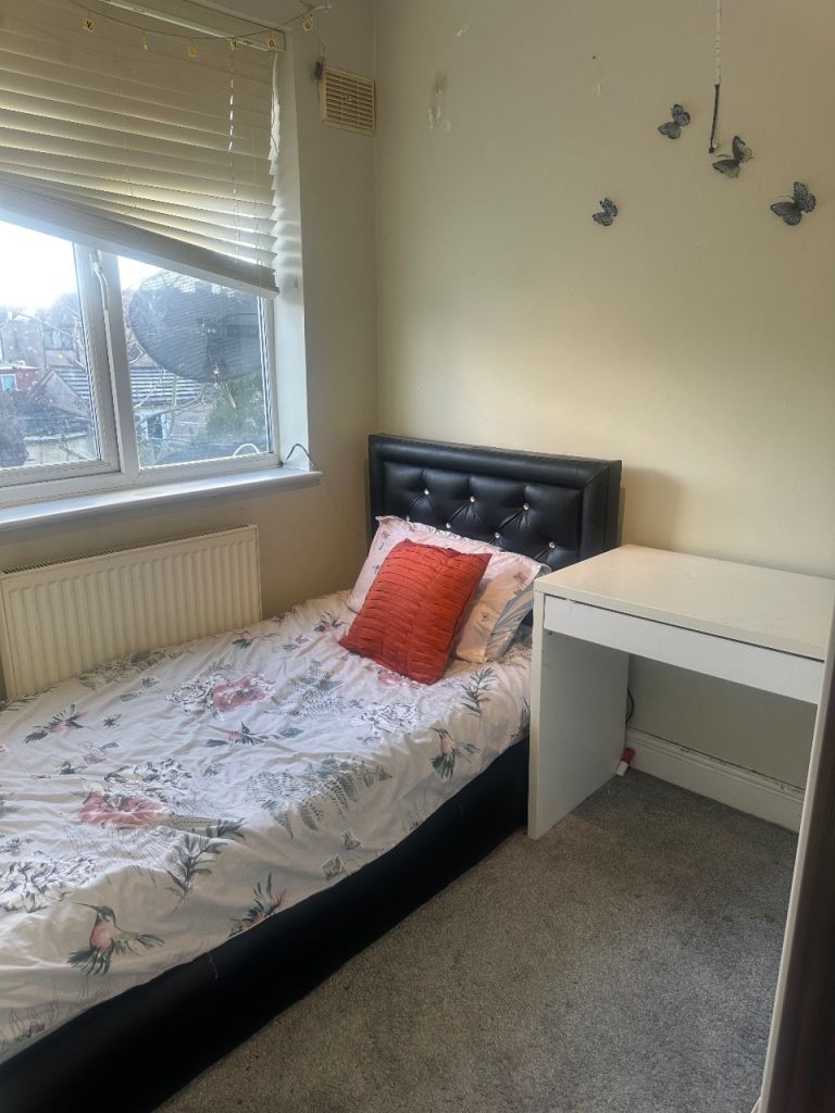 Single room to rent 