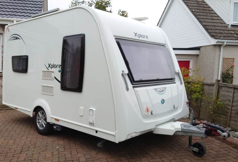 ELDDIS  XPLORE 304 Caravan 2016 with  Mover and Solar Panel