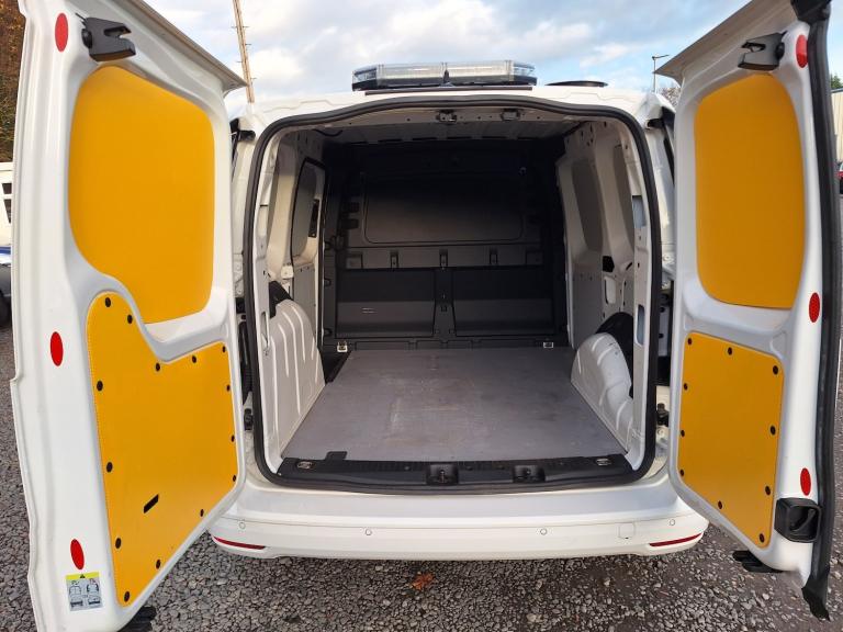 VOLKSWAGEN CADDY 2.0 TDI C20 Commerce Plus White Manual Diesel 2022