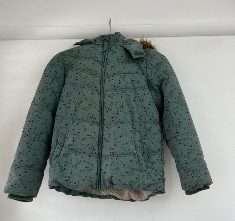 FatFace Kids Padded Jacket with Faux Fur Hood – Age 12/13, Good Condition