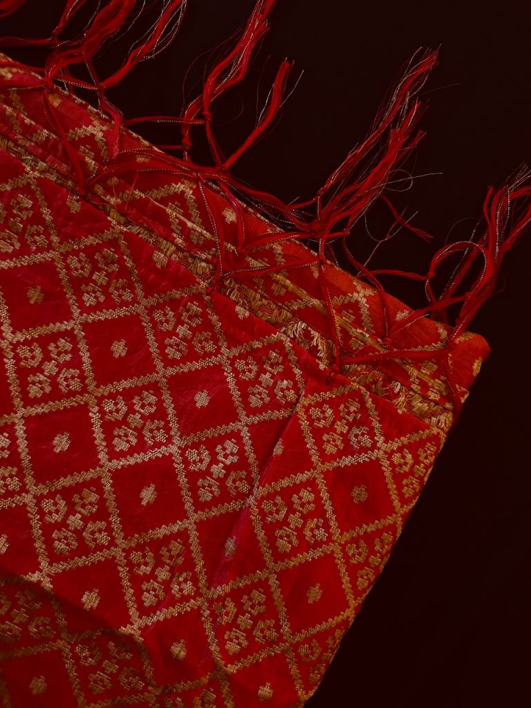 Red & Gold Banarasi-Style Indian Dupatta – New, Festive