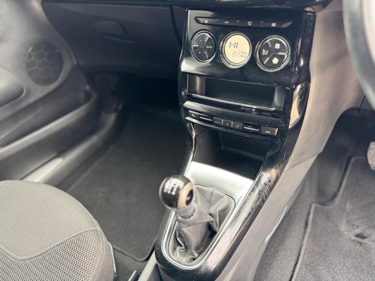 2015 DS Automobiles DS 3 1.6 BlueHDi DStyle Nav Euro 6 (s/s) 3dr HATCHBACK Diesel Manual