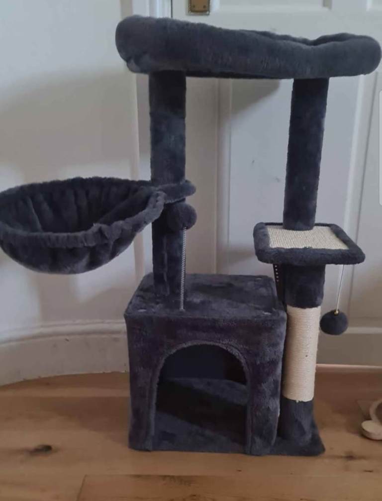 Cat tree