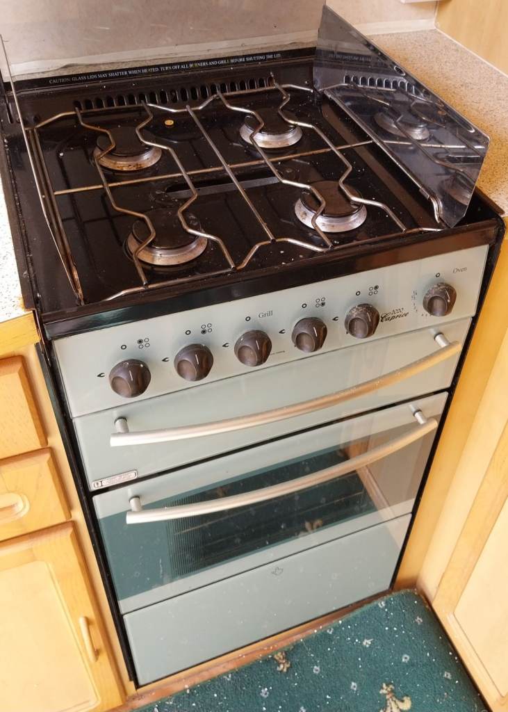 Caravan caprice 2020 cooker