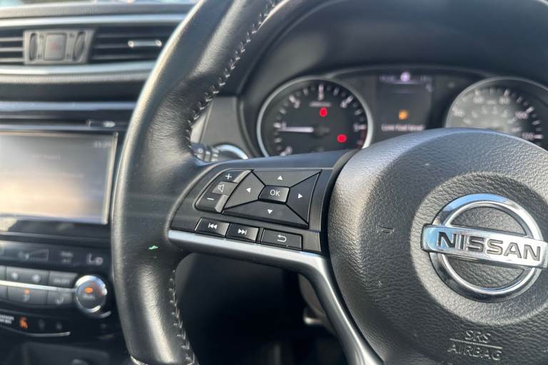  Nissan Qashqai 1.5 Dci N Connecta Suv 5dr Diesel Manual Euro 6 s/s 115 Ps