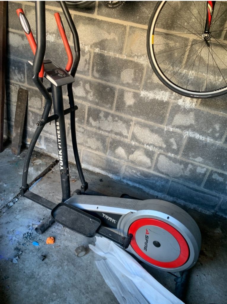 York cross fitness trainer