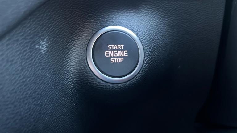 2022 Volvo XC40 1.5 T2 Start SUV 5dr Petrol Manual Euro 6 (s/s) (129 ps) SUV Petrol Manual