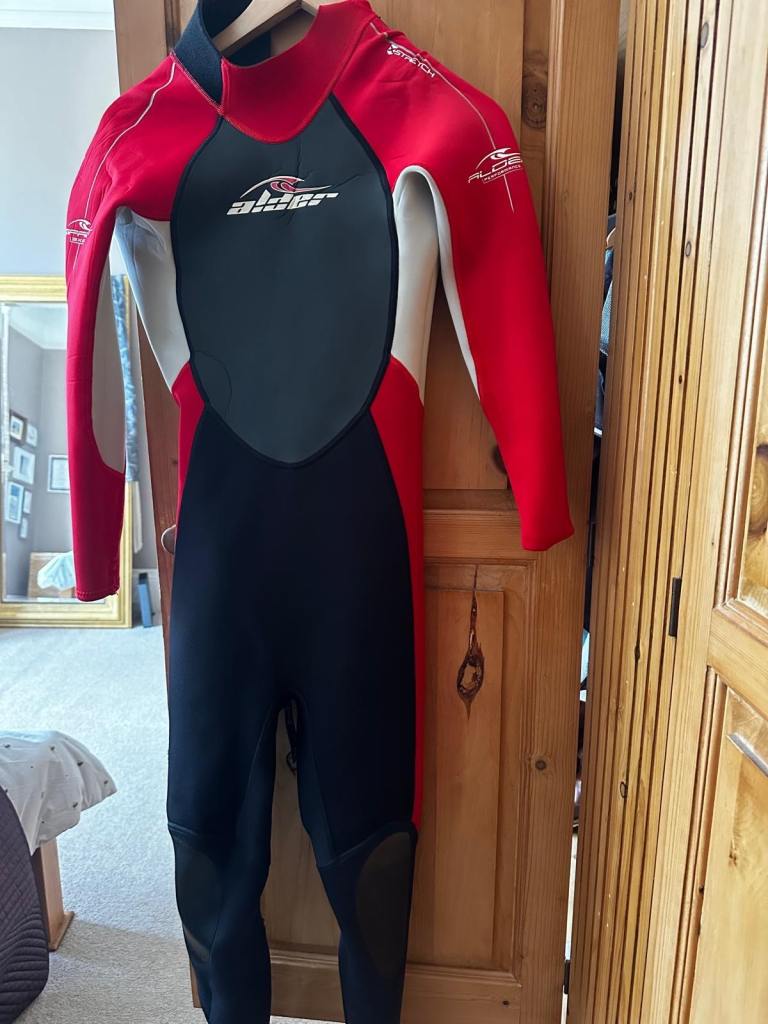 Alder Wetsuit 3XL – Red, Black & White, Good Condition