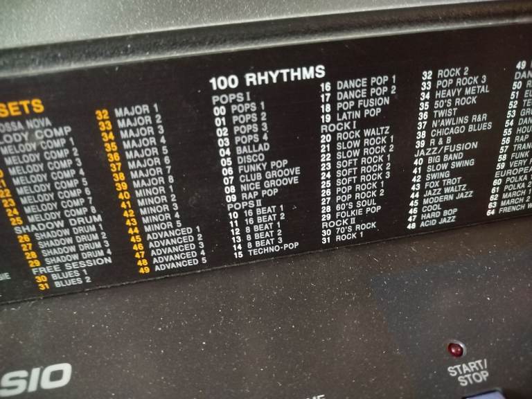 Electric keyboard Casio with power lead and stand in very good condition good working order 