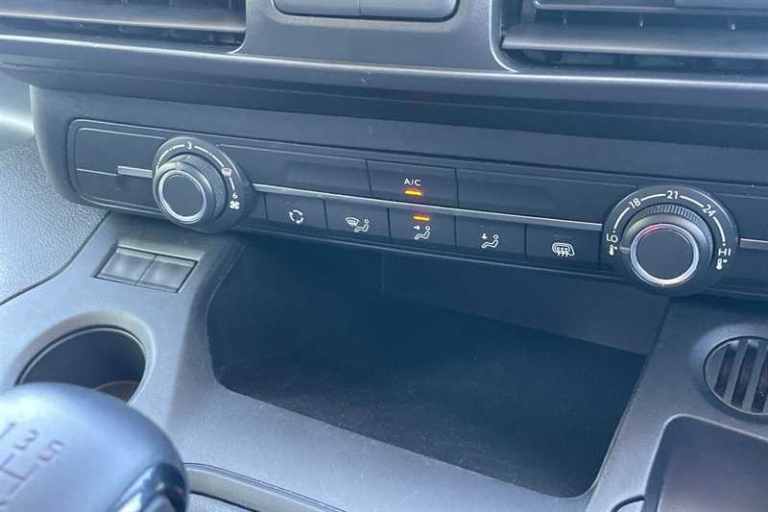 2022 Vauxhall Combo 1.5 Turbo D 2000 Sportive Panel Van 5dr Diesel Manual L1 H1 Euro 6 (100 ps) P...