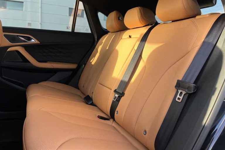 2025 MG MG HS 1.5 T-GDI 24.7kWh Trophy SUV 5dr Petrol Plug-in Hybrid Auto Euro 6 (s/s) (2 SUV Hyb...