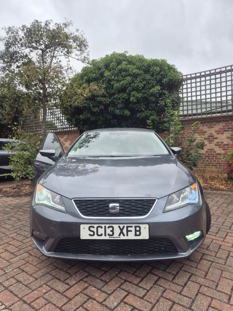Seat, LEON, Hatchback, 2013, Semi-Auto, 1197 (cc), 5 doors