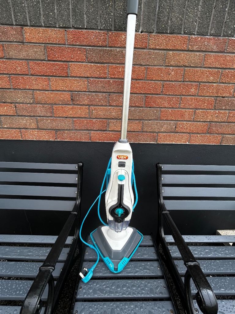 Vax floor/ handheld steam cleaner 