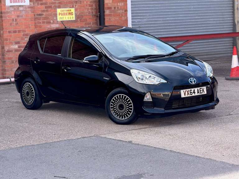 2014 Toyota Aqua yaris 1.5 Hybrid Automatic Petrol hatchback Hybrid  Automatic