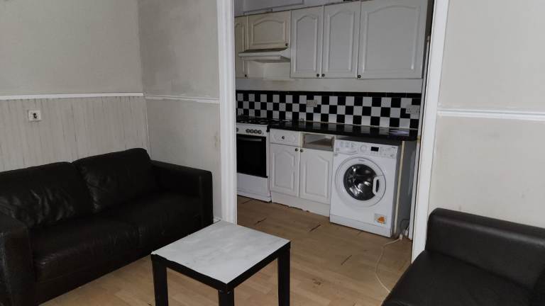 1 bedroom house for rent