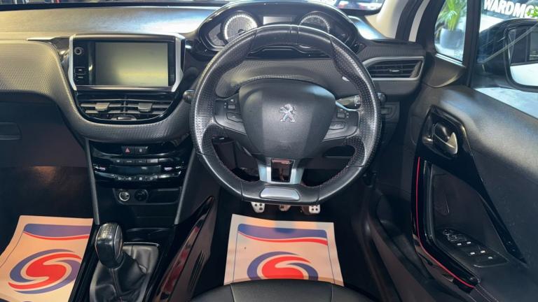 PEUGEOT 2008 1.2 PureTech GT Line White 5dr PANROOF+SATNAV+CRUISE+DAB 2017