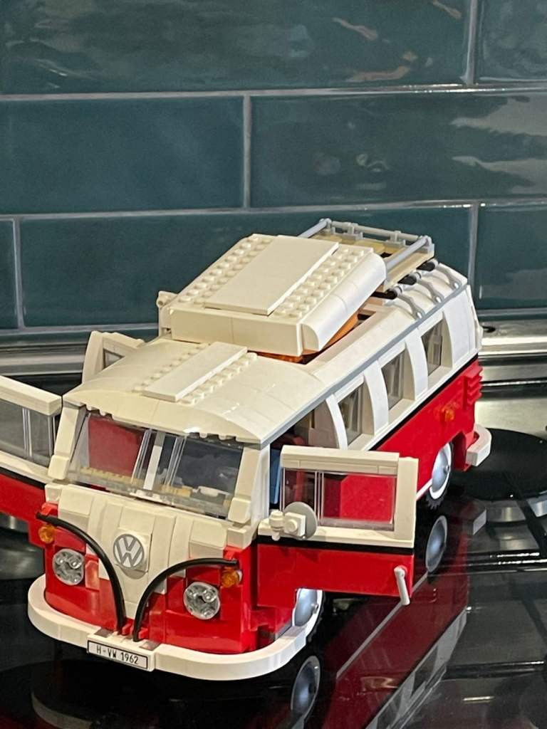 Wonderful lego VW van