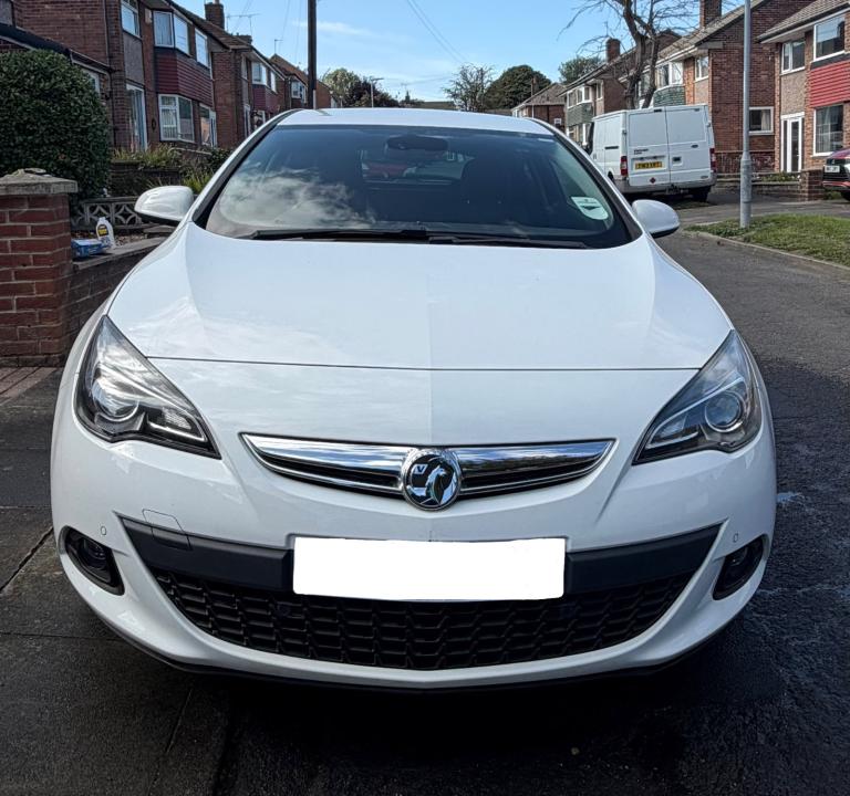 1.4T Vauxhall, ASTRA GTC, Hatchback, 2013, Manual, 1364 (cc), 3 doors