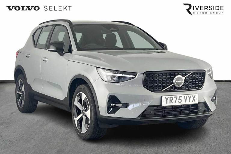 2025 Volvo XC40 Plus, B3 Mild hybrid, Petrol, Dark (Park Camera:Heated seats) Estate Petrol Autom...