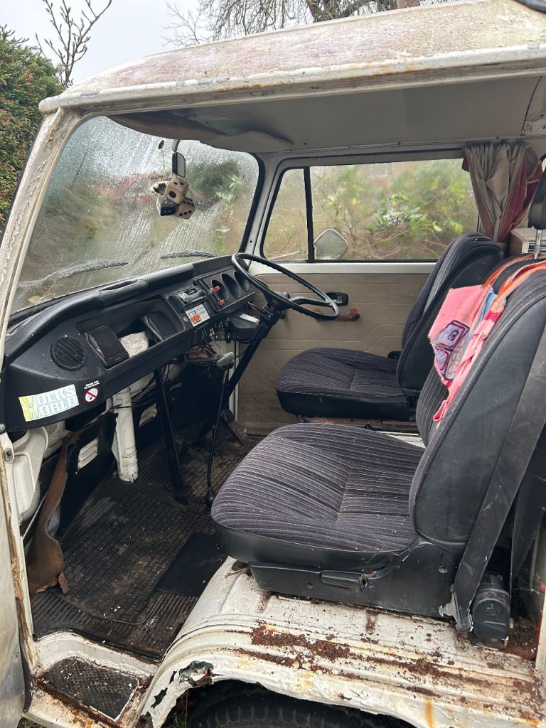 🚐 VW Bay Window Campervan – Classic 1973 Project with New Parts Included! 