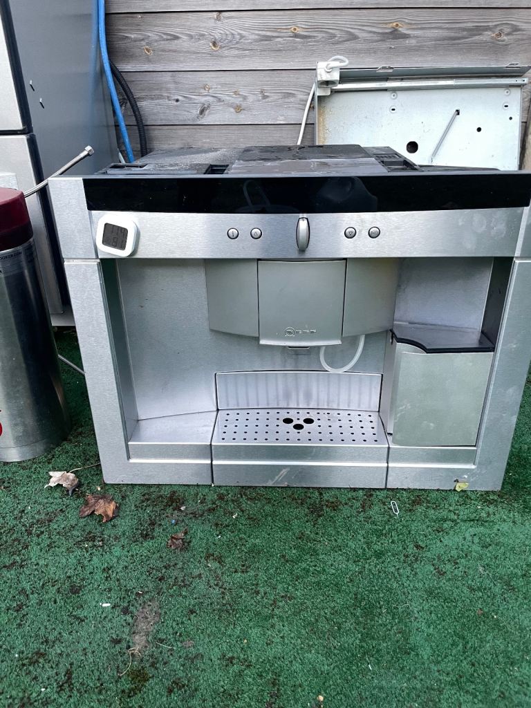 NEFF kitchen build in coffee machine 