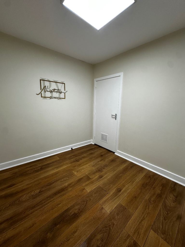 ⭐ LUXURY AESTHETIC / BEAUTY CLINIC ROOM FOR RENT — WINDSOR ⭐