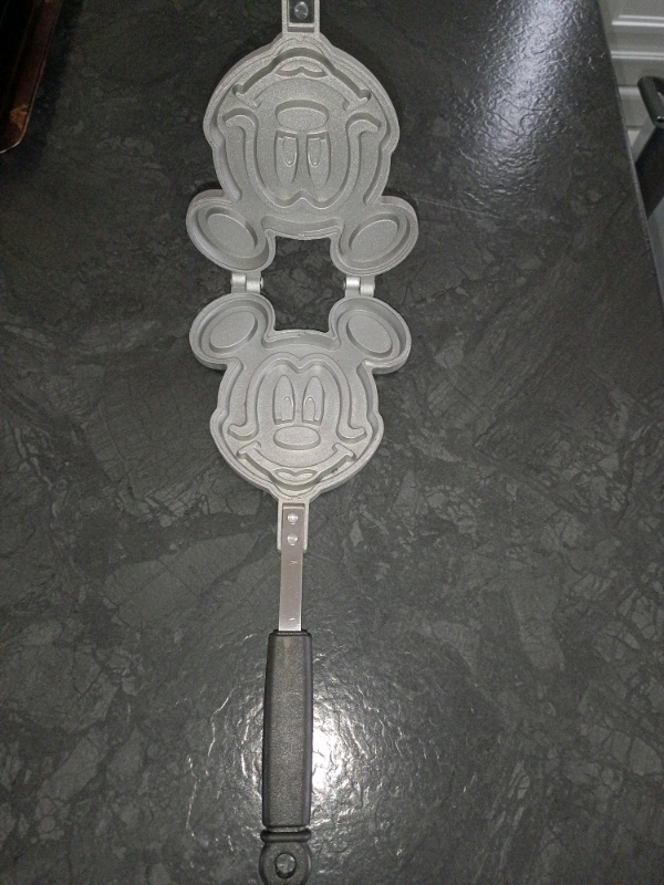 Mickey Mouse waffle press 