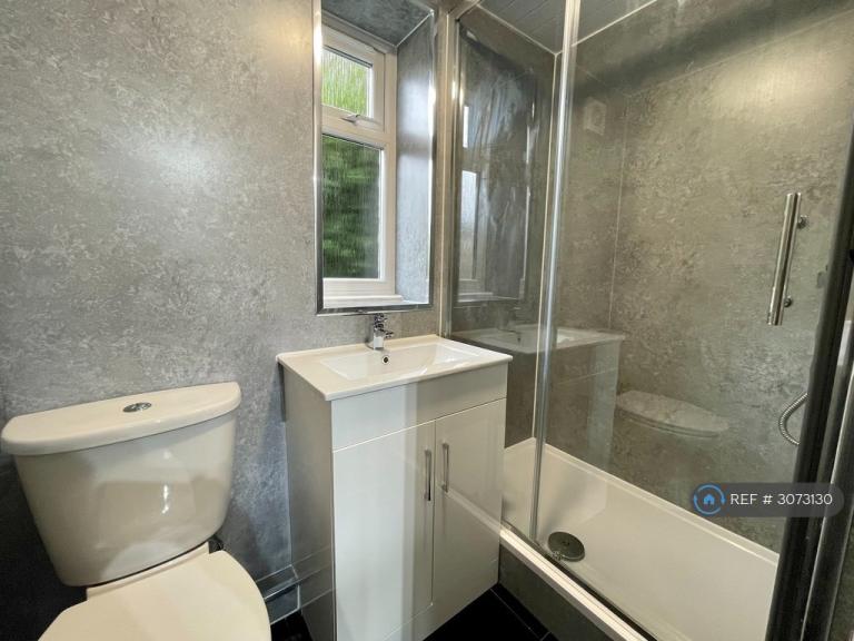 1 bedroom in Thompson Avenue, Ormskirk, L39 (#3073130)