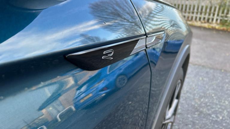 2022 Volkswagen Tiguan 2.0 TDI 200 4Motion R-Line 5dr DSG ESTATE DIESEL Automatic