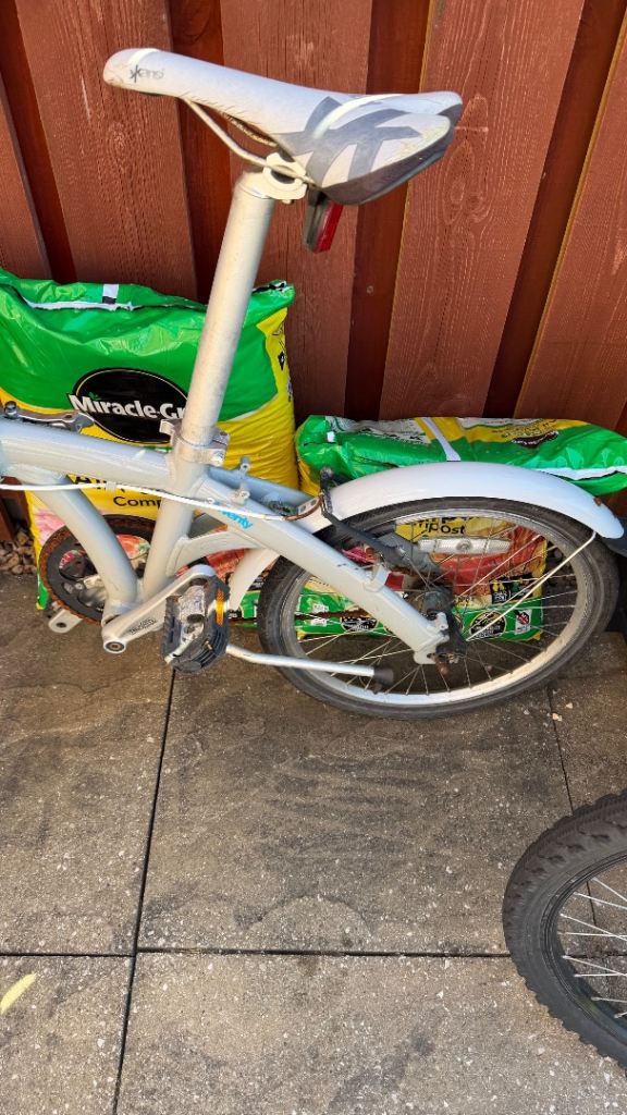 Adult bike , foldable 