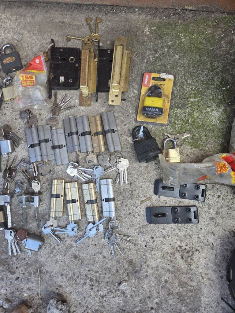 Joblot of mixed locks