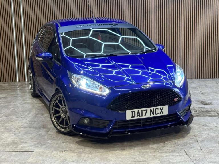 2017 Ford Fiesta 1.6 EcoBoost ST-3 3dr HATCHBACK PETROL Manual