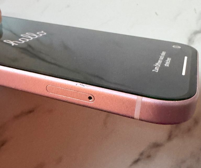 Pink iPhone 15 128gb