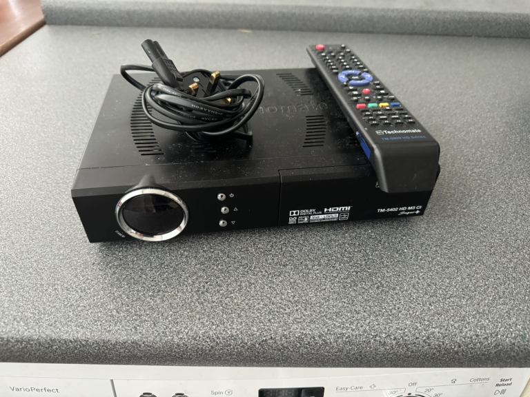 TECHNOMATE TM-5402 HD M3 C1 digital satellite receiver 