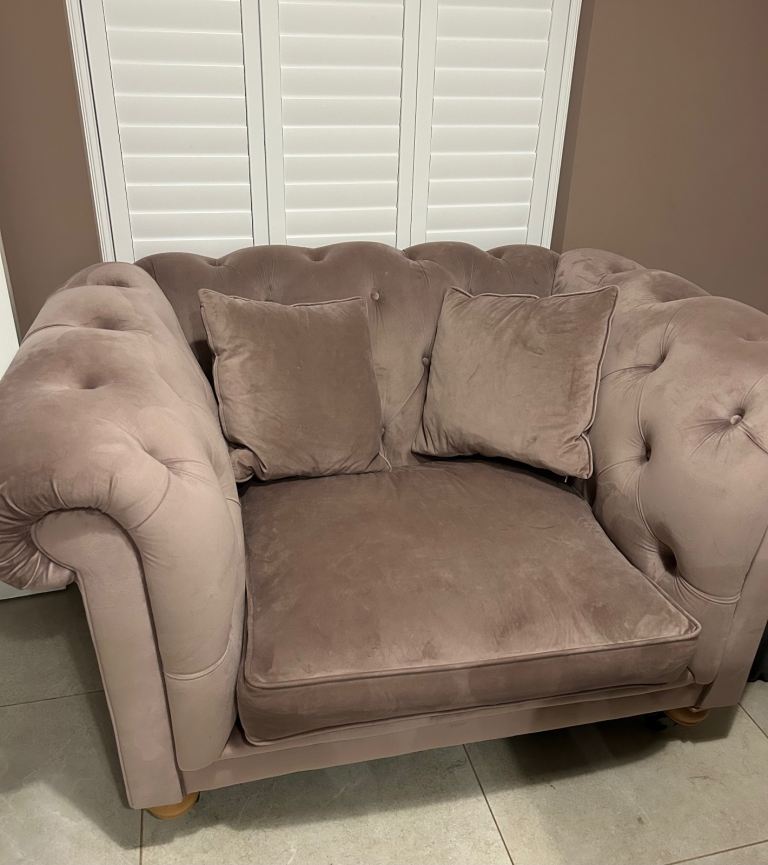 Loveseat