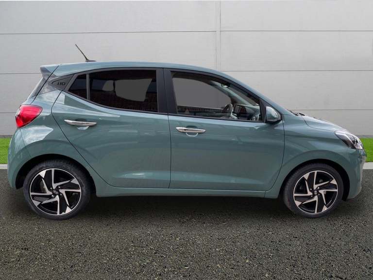 2025 Hyundai i10 1.2 Premium Hatchback 5dr Petrol Auto Euro 6 (s/s) (79 ps) HATCHBACK Petrol Auto...